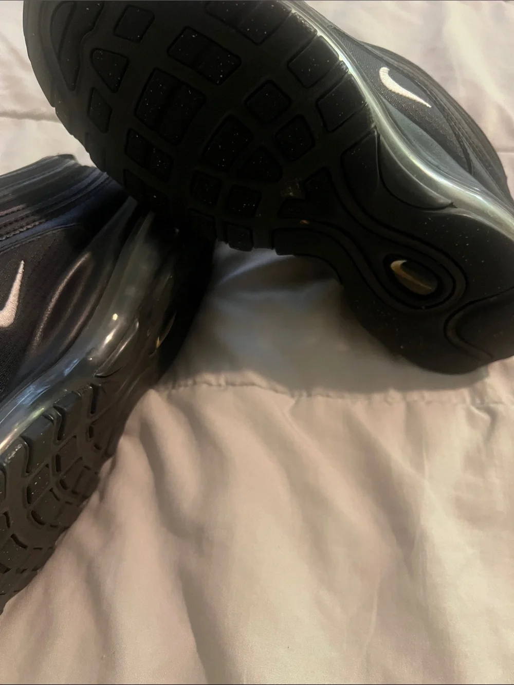 Nike Black Low-Top Athletic Sneakers